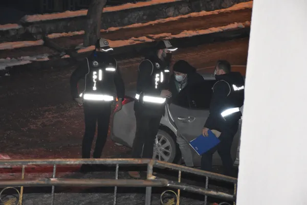 CHP’li Bilecik Belediye Başkanı Semih Şahin’in mal varlığında dikkat çeken artış! Rüşvet gölgesinde lüks hayat! Sucuk bile istemişler