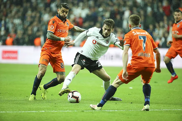 Beşiktaş'tan Medipol Başakşehir'e çelme! - 4