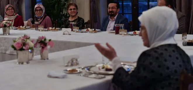 Emine Erdoğan evde yaşlı ve engelli birey bakımı yapan ailelere övgüler yağdırdı: Onlar omuzlarında yük değil sevgi taşıyor
