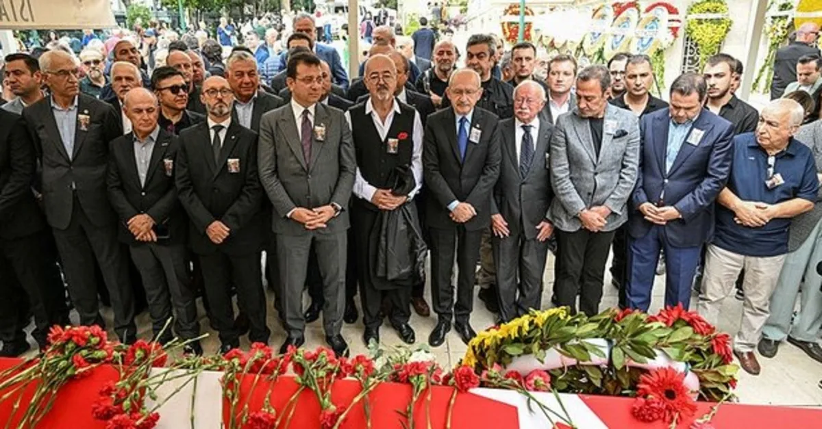 Ekrem İmamoğlu ve Kemal Kılıçdaroğlu cenaze namazında yan yana poz vermedi!