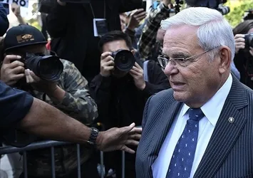 ABD’li eski Senatör’ün eşi için karar çıktı! Menendez çifti yolsuzluk yapmaktan suçlu bulundu