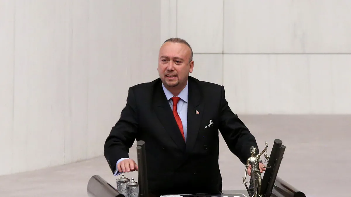 Özkan Yalım’ın cezaevindeki gece mesaisinde Adnan Oktar izi! 2 saatlik gizemli görüşme