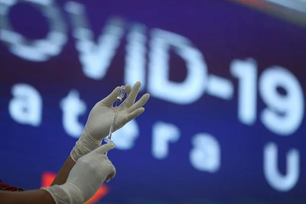 Yılbaşında yasak var mı? 2022 yılbaşı kısıtlaması olacak mı? 31 Aralık Cuma günü sokağa çıkma yasağı uygulanacak mı?