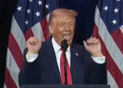 Trump’tan dikkat çeken çıkış: Ben kralım!