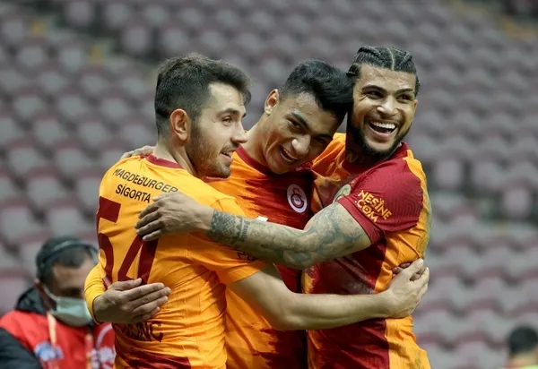 Son dakika! Galatasaray 2-0 BB Erzurumspor MAÇ SONUCU ÖZET - 8
