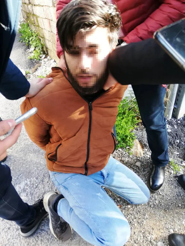 1646477151654.jpg Antalya'da korkunç olay! Eşe Aktaş'ı takip edip sırtından bıçakladı - 3