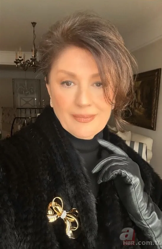 71 yaşına giren Gülşen Bubikoğlu siyahlar içinde paylaştı! 7