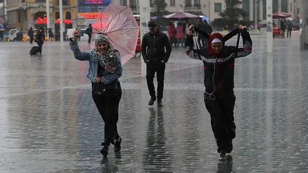 Meteoroloji Marmara'yı saat vererek uyardı! İstanbul'a gök gürültülü sağanak yağış geliyor | İşte 5 günlük hava durumu - 7