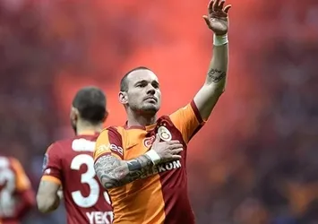 Wesley Sneijder'in kramponuna verilen para dudak uçuklattı