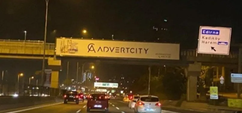CHP'li İBB İstanbul'da üst geçitleri 6 ay önce kurulan özel bir şirkete kiraya verdi