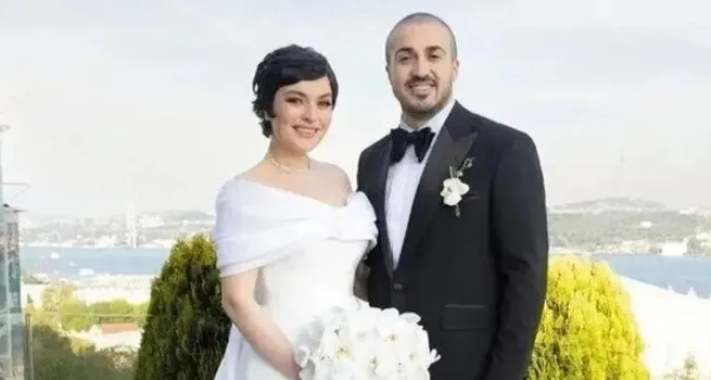 unlu-eglence-mekaninda-kursunlar-konustu-ezgi-molanin-eski-esi-mustafa-aksakalli-silahli-saldirida-yaralandi-1754093826401.jpg FOTOĞRAF: SABAH