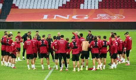 Bu akşam hangi maç, saat kaçta? 12 KASIM 2022 MAÇ TAKVİMİ... GÜNÜN MAÇLARI! Bugün hangi maçlar var?