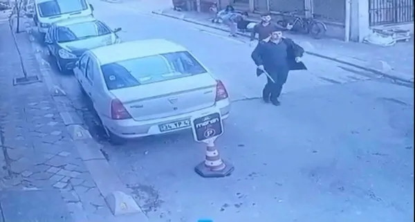 İstanbul’da sokak ortasında dehşet: Kız kardeşini çocuklarının gözü önünde öldüresiye dövdü - 4