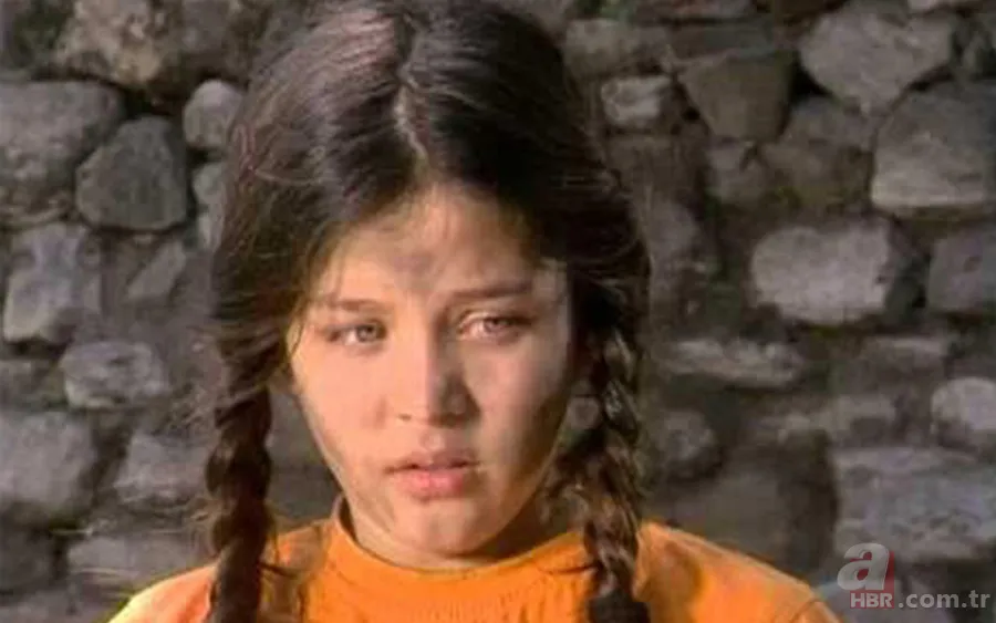 Üvey Baba dizisinin Lamia'sı Burçin Abdullah son haliyle görenleri hayran bıraktı 11