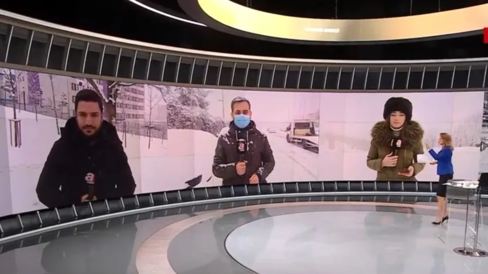 İstanbul’da kar ani bastırdı | Yollar beyaza büründü! A Haber ekipleri sahada