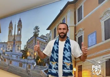 Vedat Muriqi resmen Lazio'da... İşte ilk görüntüler