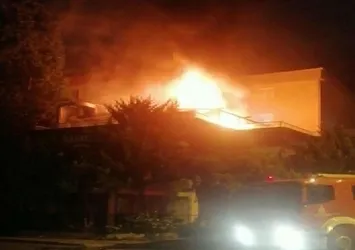 Son dakika: Ümraniye'de korkutan yangın!