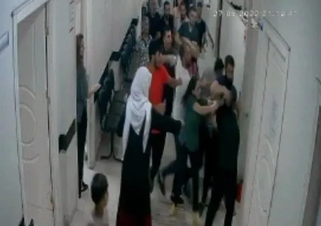 İşte FETÖ'nün ele geçirdiği doktorlar üzerinden kurgulanan sağlık sistemini çökertme planı! Diplomasını yırtan hekim Şeyhmus Baraş tiyatrosu ince ince işlenmiş