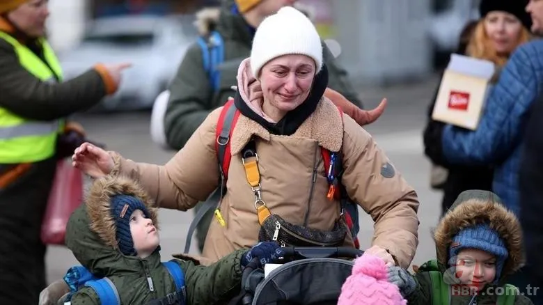 Mülteci krizi Avrupa'nın ırkçı yüzünü ortaya çıkarttı! Suriyeliye yer yok Ukraynalıya boş çok 15