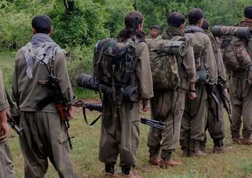 PKK Suriye'de baba oğula işkence yaptı