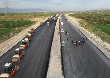 İki şehir arası 3 saate düşecek! Akdeniz, Ege ve Marmara’yı birbirine bağlayacak