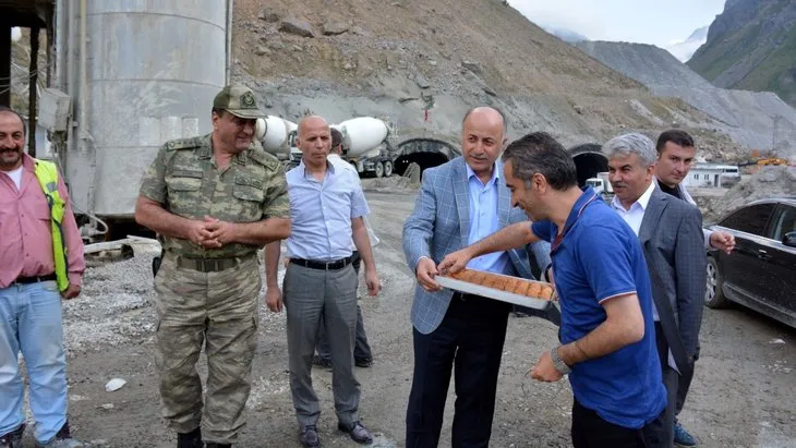 Dünyanın en uzun ikinci tüneli Ovit'te sona yaklaşıldı