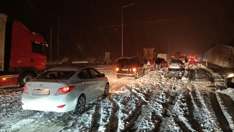 Samsun-Ankara kara yolunda ulaşıma kar engeli
