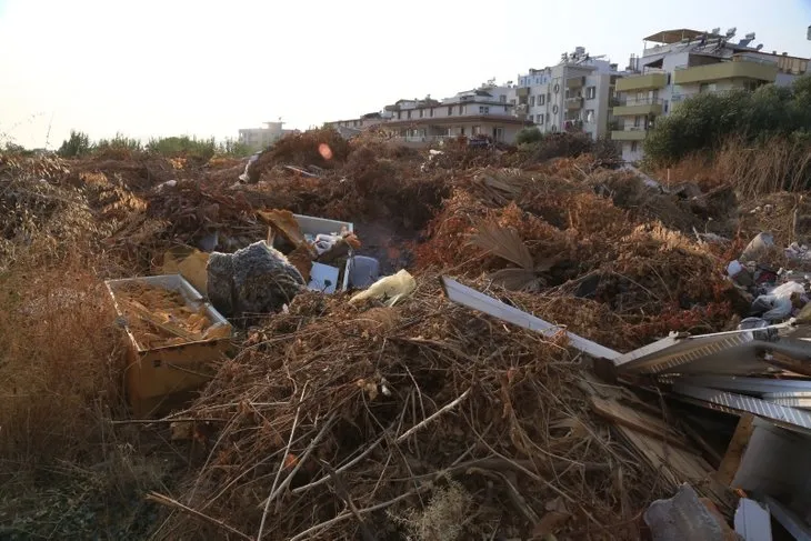 Milas’ta CHP’li belediyeye tepki yağıyor! Çöp dağları oluştu...