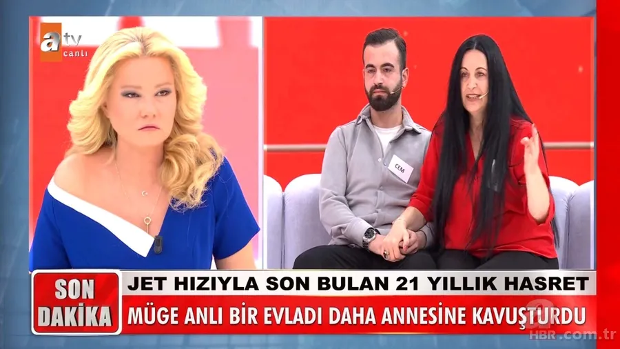 21 yıllık hasret Müge Anlı’da son buldu! Üvey annesi ve öz annesi canlı yayında birbirine girdi: Kocanın kemikleri sızlasın 11