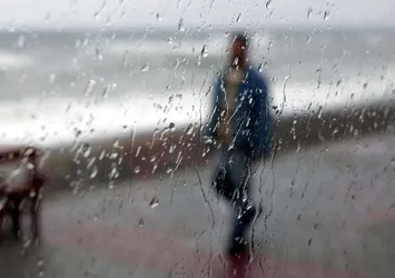 Meteoroloji'den İstanbul için sağanak uyarısı