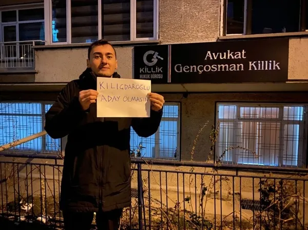 Adaylık kavgalarında ’pankart’ operasyonu! ’Kılıçdaroğlu aday olmasın’ kampanyası yayıldı! CHP’den İYİ Parti’ye suçlama