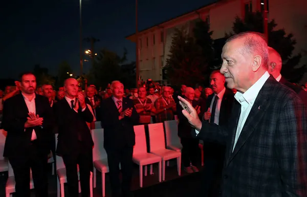baskan-erdogandan-haci-bektas-velinin-hakka-yuruyusunun-751-yil-donumu-anma-programinda-onemli-aciklamalar-1660415354598.jpg Başkan Erdoğan'dan Hacı Bektaş Veli’nin Hakk’a yürüyüşünün 751. yıl dönümü anma programında önemli açıklamalar - 7