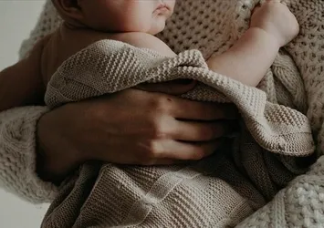 Anne sütü bebeği hastalıklara karşı yaşam boyu koruyor