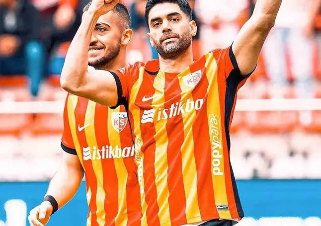Talha ve Karimi ilk gollerini attı