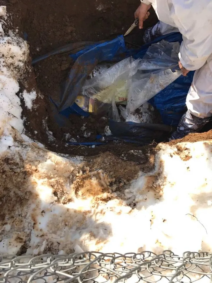Tunceli’de 5 sığınakta 450 kg amonyum nitrat ele geçirildi