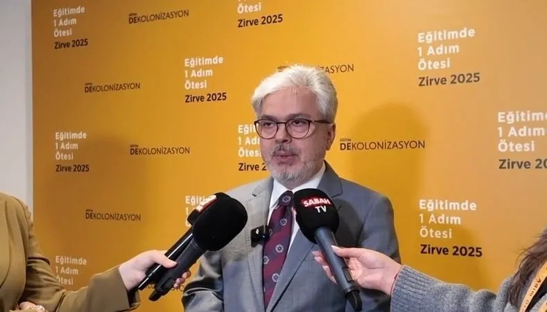 DİL VE DÜŞÜNCE ÜZERİNDEKİ PRANGALARI KALDIRMAK GEREKİYOR