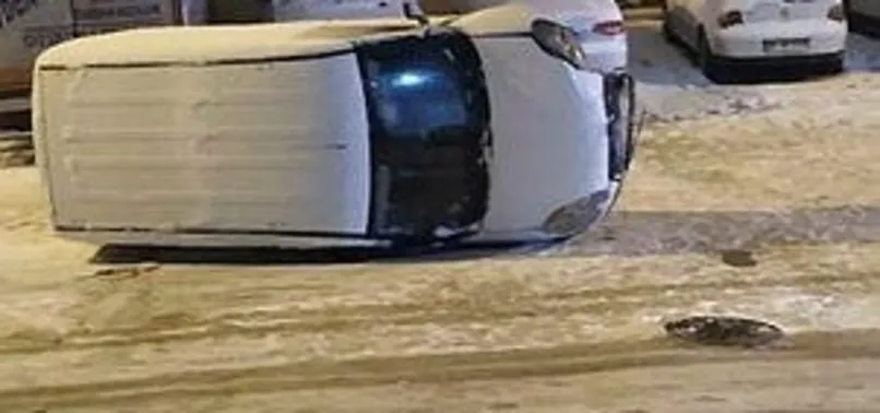 Ankara'da feci olay! Karda kayan gencin üstüne hafif ticari araç devrildi