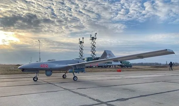 Dünya basını Ukrayna’yı konuşuyor! Tek şansı Türk SİHA’ları