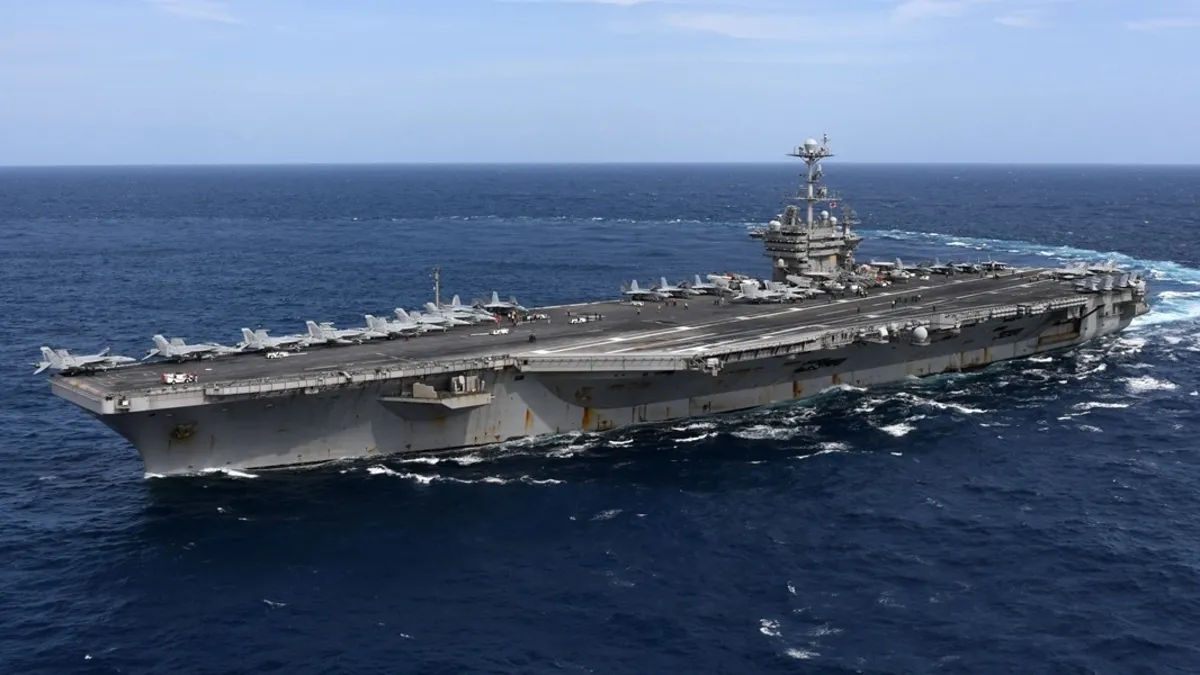 Husiler ABD'nin uçak gemisini 5 kez hedef aldı