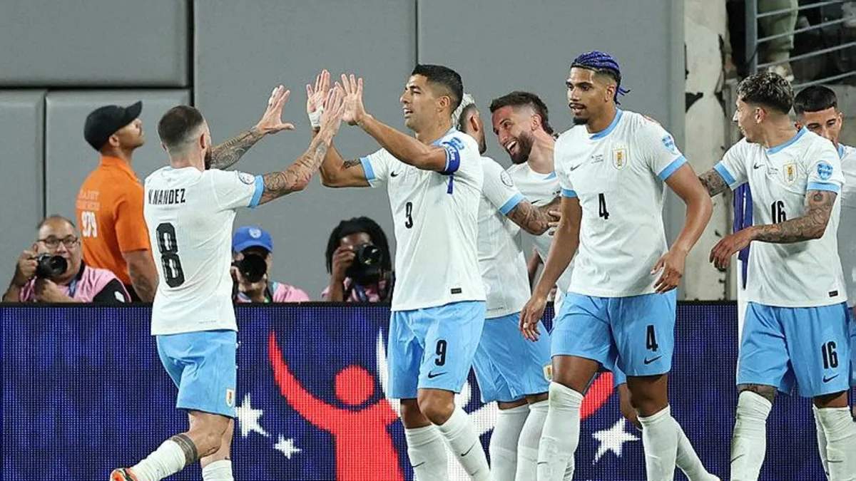 Torreira'nın yanına bir Uruguaylı daha! Galatasaray orta sahayı Premier Lig'de buldu