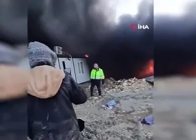 Arnavutköy’de şantiyede yangın paniği