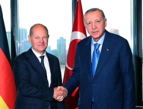 BAŞKAN ERDOĞAN ALMANYA BAŞBAKANI OLAF SCHOLZ’U KABUL ETTİ