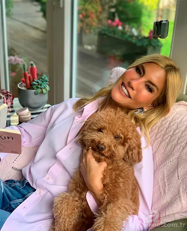 Ünlü model Çağla Şıkel ablası Berna Şıkel’i paylaştı, gören şaştı kaldı! Takipçilerinden dikkat çeken yorum “Estetiksiz Çağla” 9