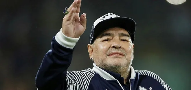 Arjantinli futbolcu Maradona’nın beyin ameliyatı başarılı geçti