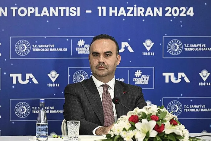 Türkiye’nin 2. uzay yolculuğu tamamlandı! Bakan Mehmet Fatih Kacır ve astronot Tuva Cihangir Atasever’den flaş açıklamalar