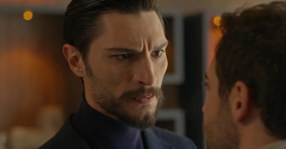 Safir 19. bölüm 2. fragmanı | “Şirketi satamayınca soyadını mı sattın?”