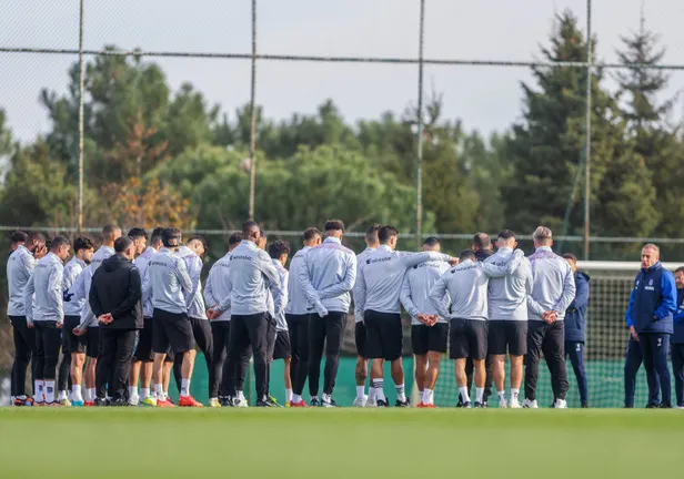Trabzonspor Başkanı Ahmet Ağaoğlu’ndan Abdullah Avcı açıklaması! İstifa edecek mi?