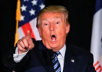 Hillary’den Trump’a bir darbe daha