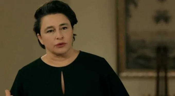 Esra Dermancıoğlu isyan etti: Böyle bir kadın olmadığım için özür dilerim!