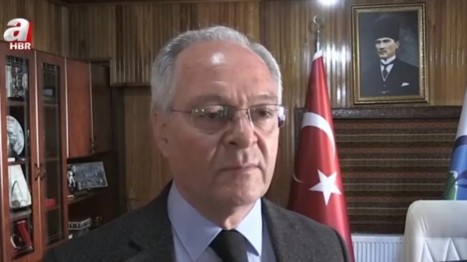 Trabzon Tonya Belediye Başkanı Osman Beşel’e makam odasında saldırı! Bakan Yılmaz Tunç’tan açıklama
